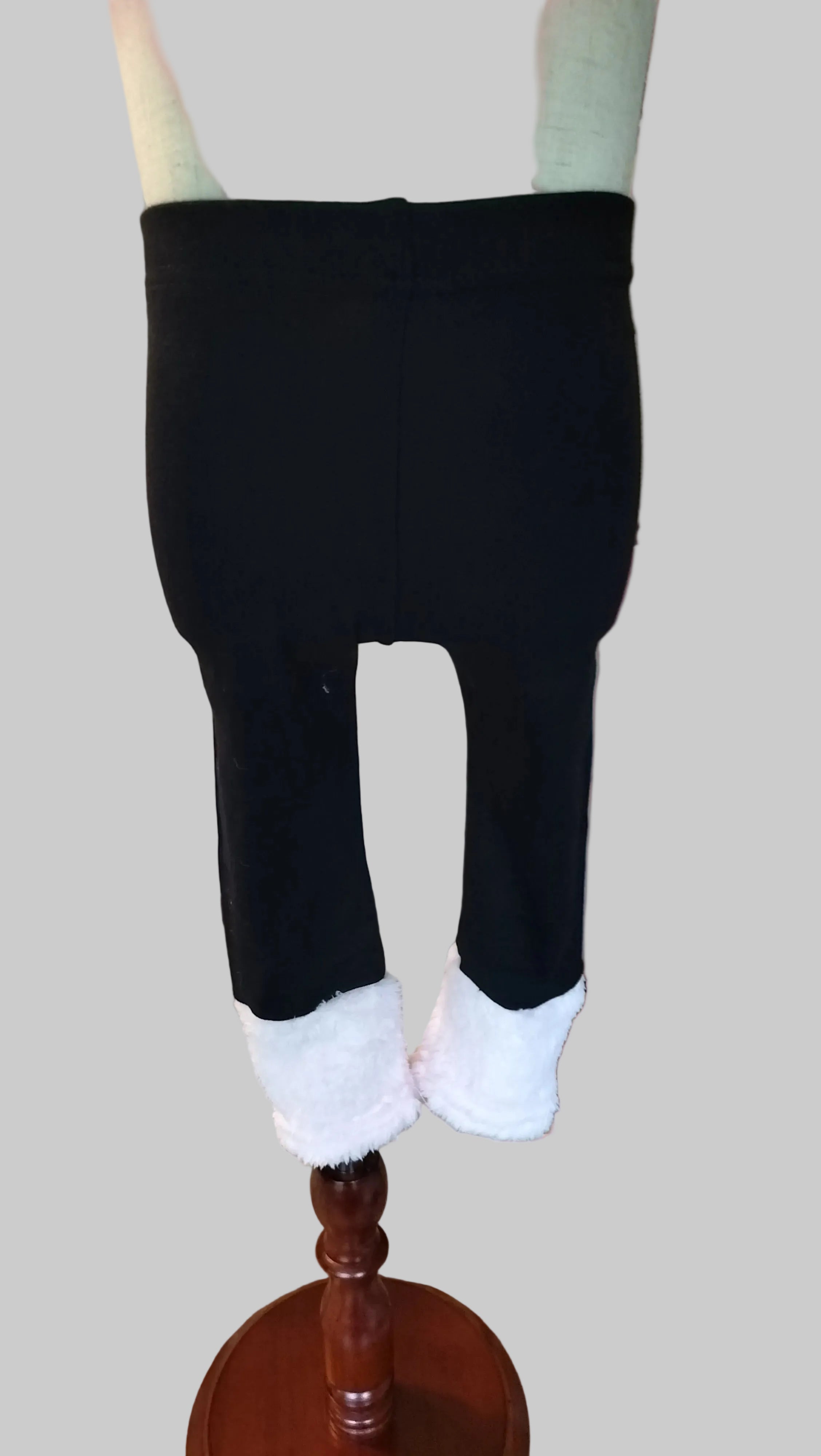 Polar Pom Pom Leggings