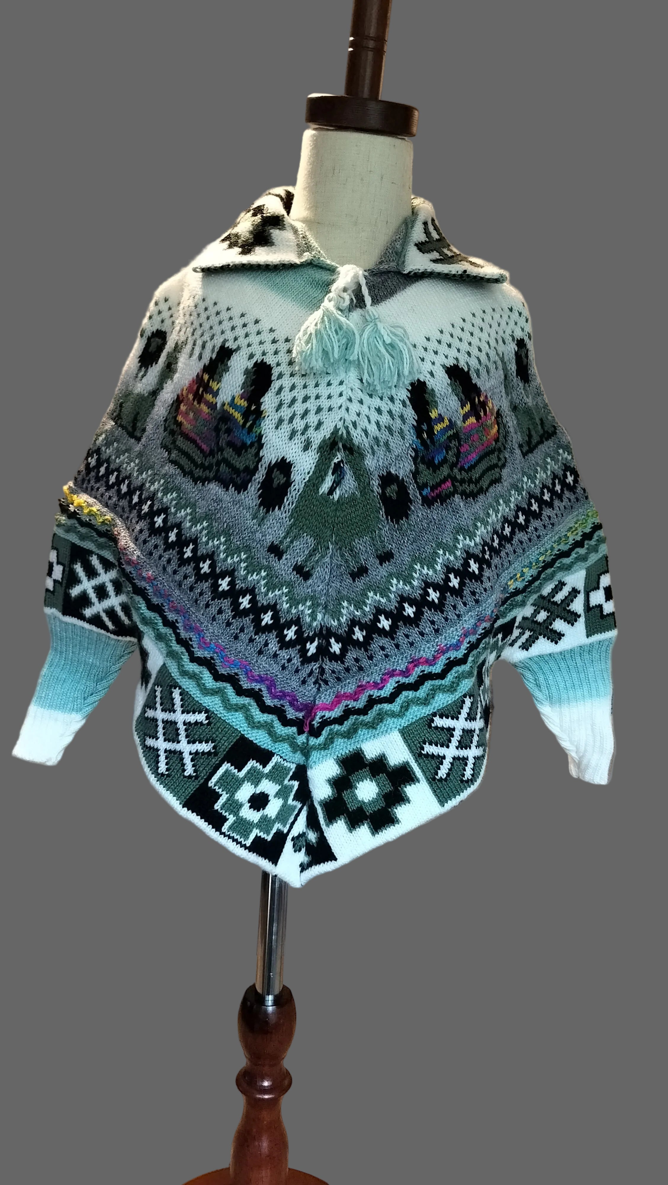 The Alpaca Andes Artisan Poncho