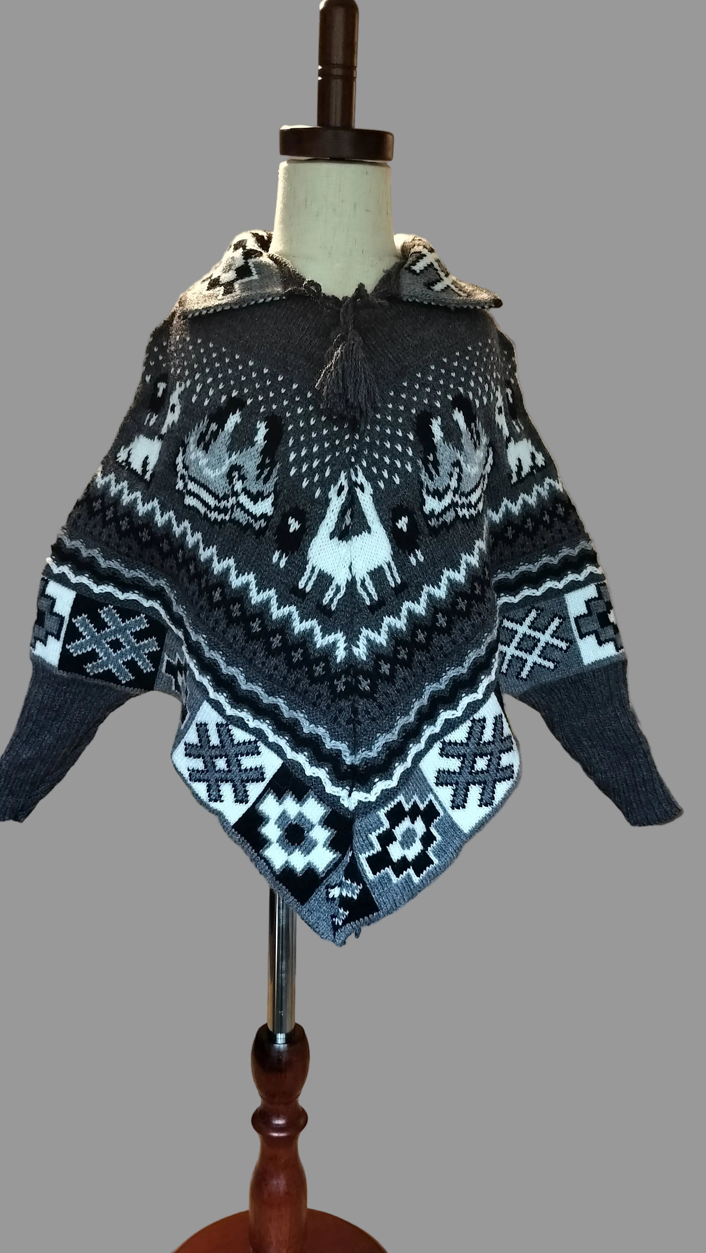 The Alpaca Andes Artisan Poncho